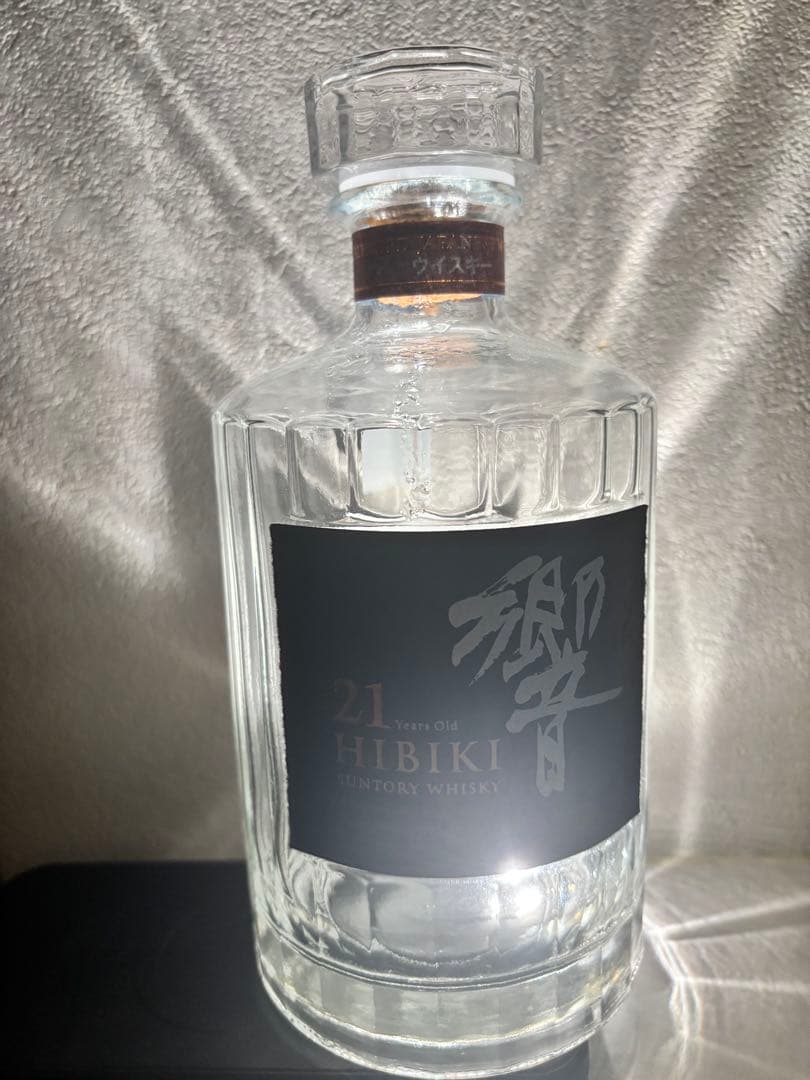 響　Hibiki 21年 空瓶