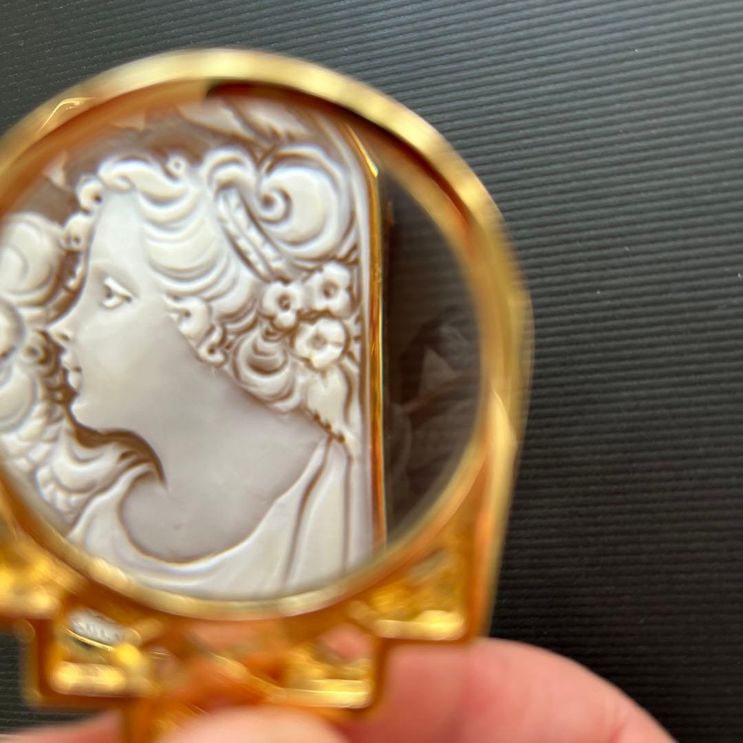 値下げ！K18カメオブローチ　　作家ソルビノ　✨