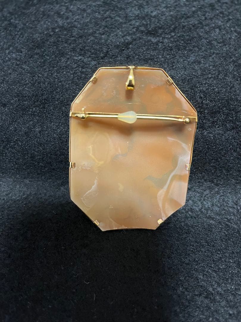 値下げ！K18カメオブローチ　　作家ソルビノ　✨