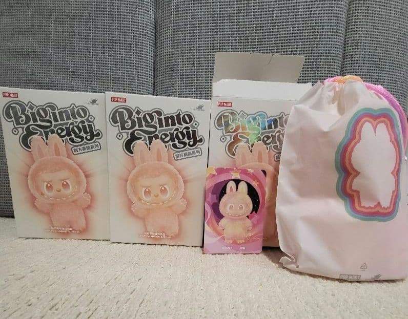 [POP MART]　ラブブ Big into Energy　３個セット