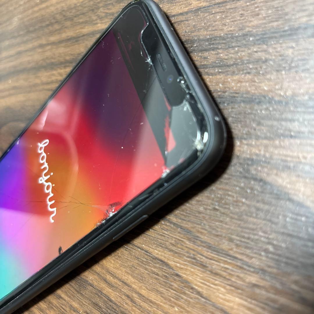 iPhone11 64GB SIMフリー 画面割れあり ジャンク品