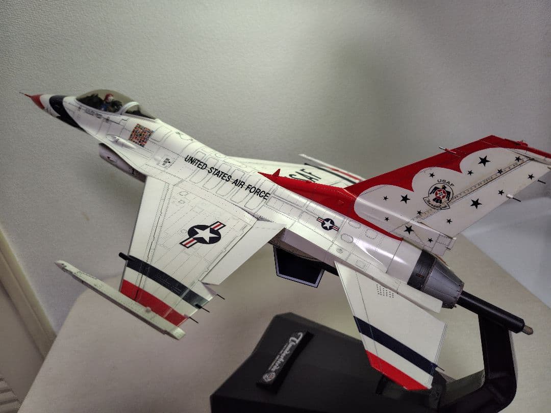 タミヤF-16 Cアメリカ空軍 1/32マスターワークコレクション