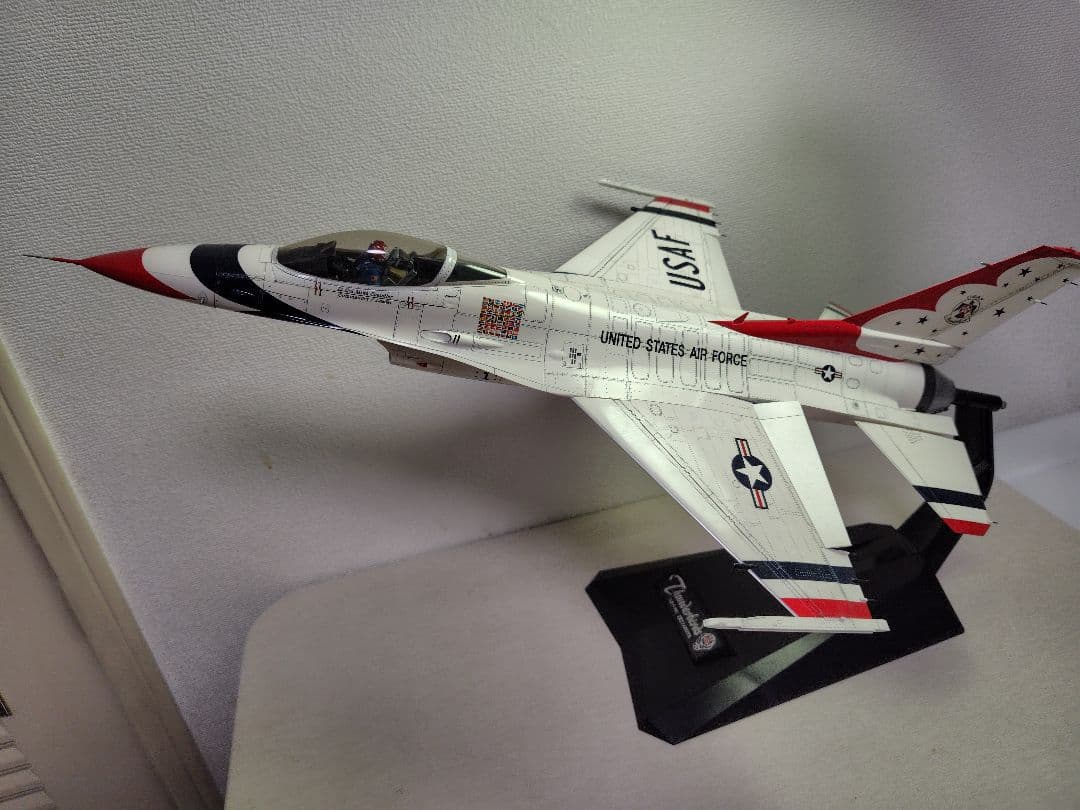 タミヤF-16 Cアメリカ空軍 1/32マスターワークコレクション