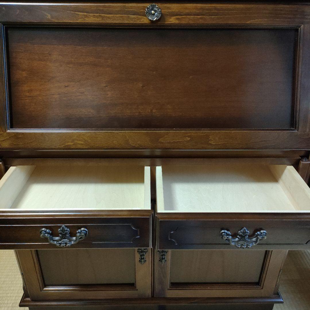 カリモク「コロニアル　ライティングビューロー」ライティングデスク