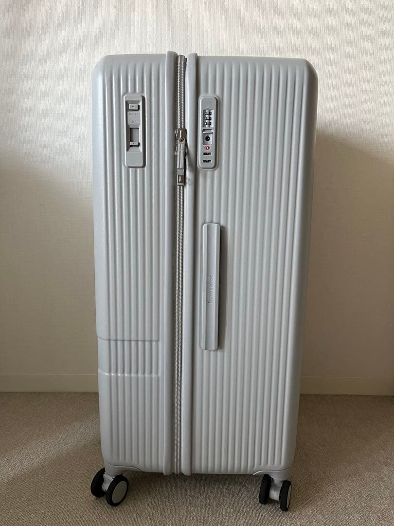 イノベータースーツケース　92L