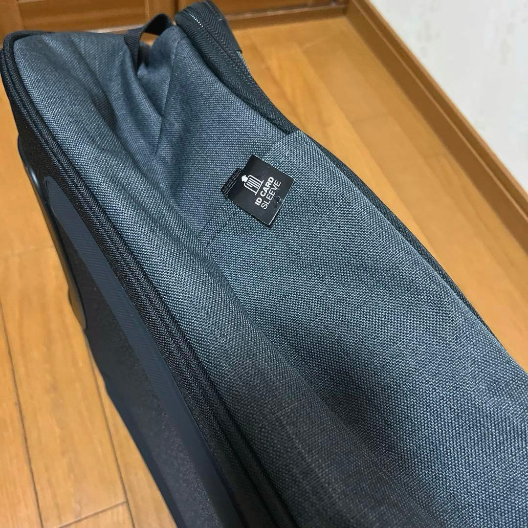 キャリーバッグ　DAKINE 未使用に近い