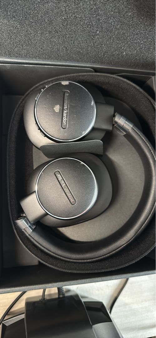 ヘッドホン Harman kardon fly anc