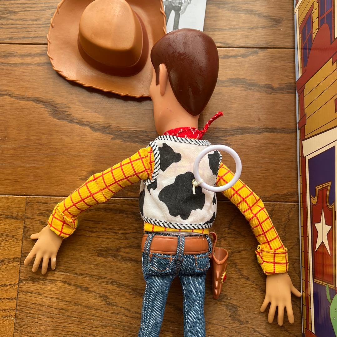 トイストーリー　ウッディ　ジェシー　バズ　3体セット