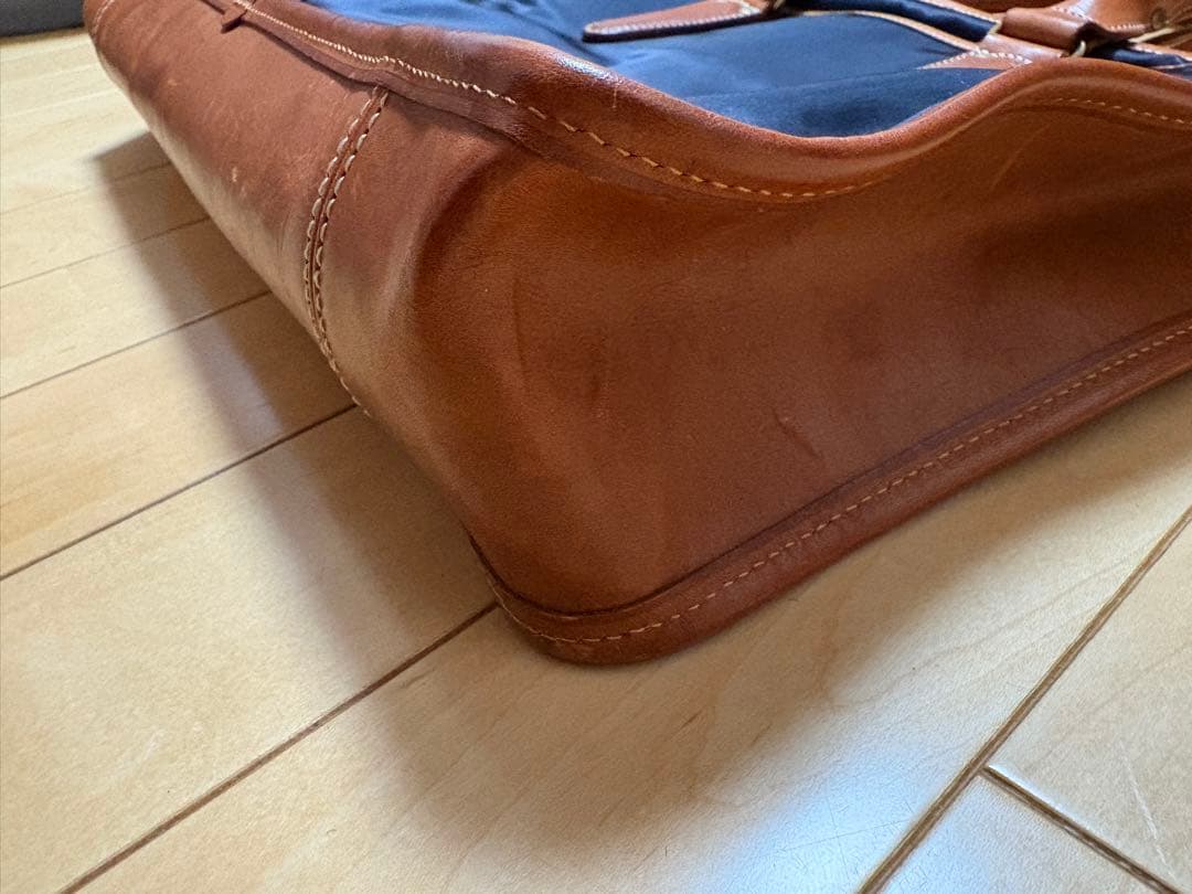 フェリージ　ビジネスバッグ