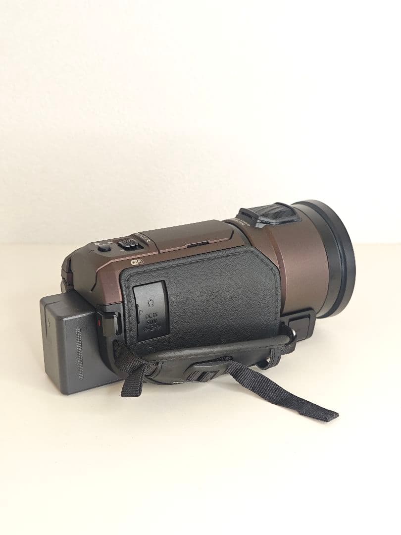 新品同様 Panasonic パナソニック 4K ビデオカメラ HC-WX2M