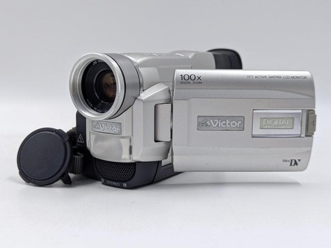 miniDVのダビングに！ Victor ビデオカメラ GR-DVA10