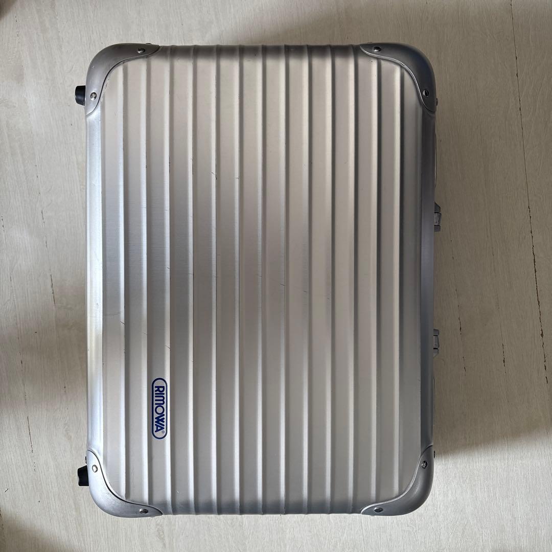 RIMOWAシルバー キャリーケース 中型