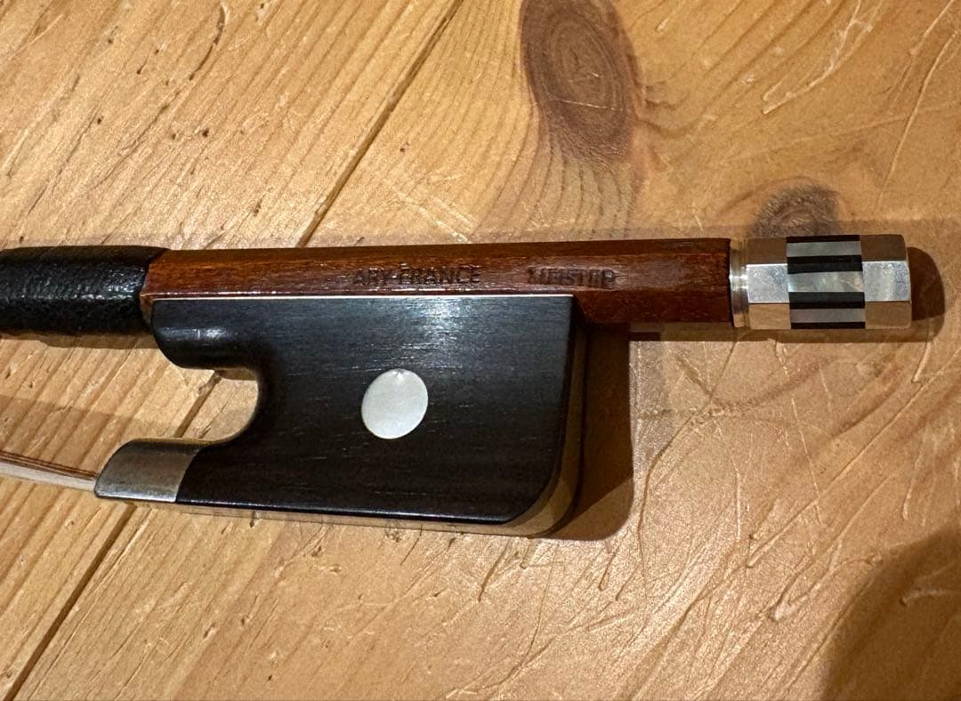 チェロ 弓　AryFrance CPI Meister