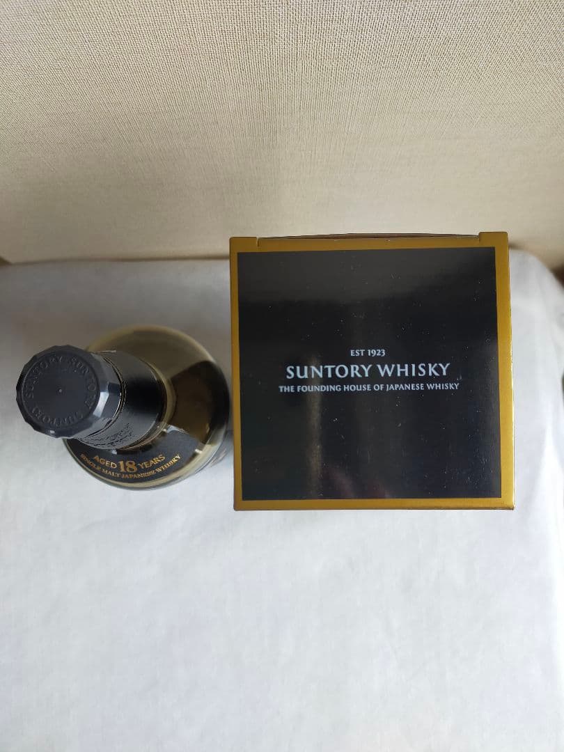 サントリー山崎18年空瓶(未洗）十箱　美品