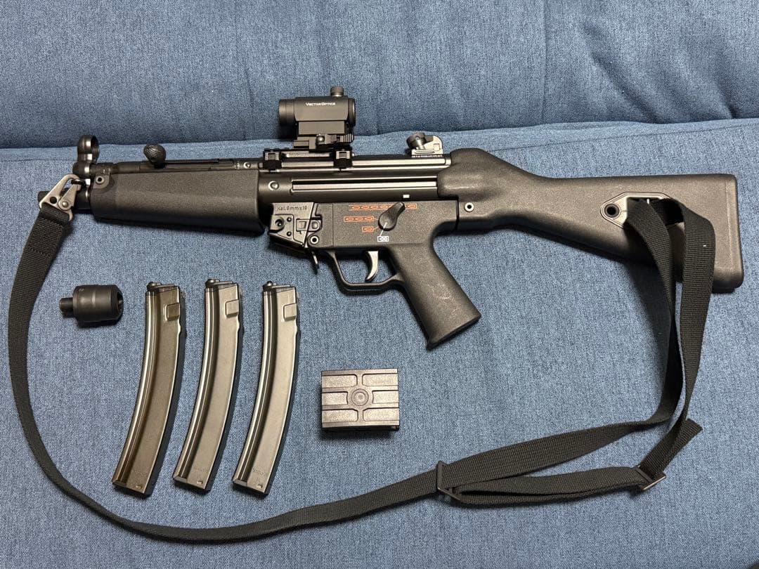 【美品】次世代電動ガン MP5A4