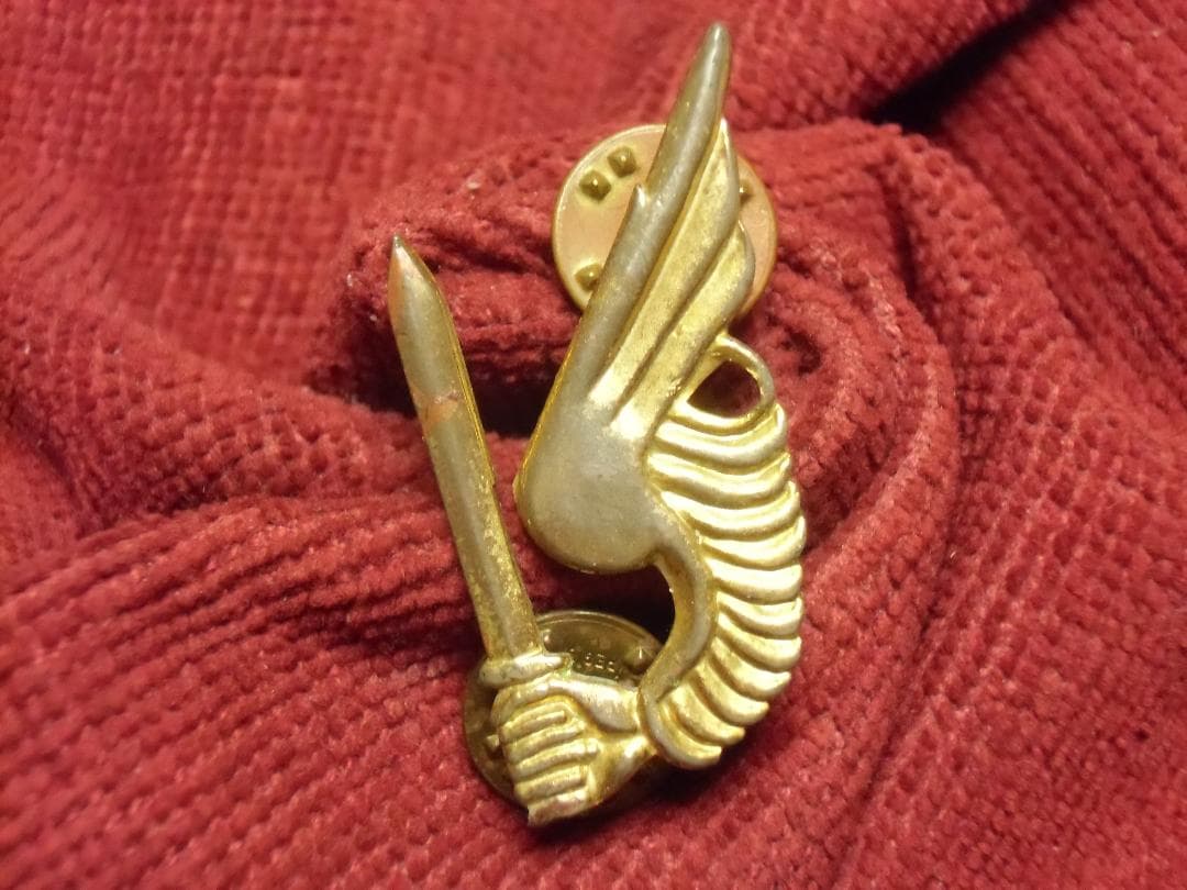 ★アメリカ軍＊ＡＲＶＮレンジャー＊空挺＊スペシャルフォースバッジ