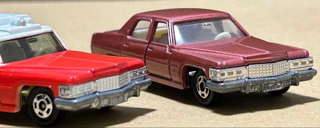 日本製 トミカ キャデラック 2台セット