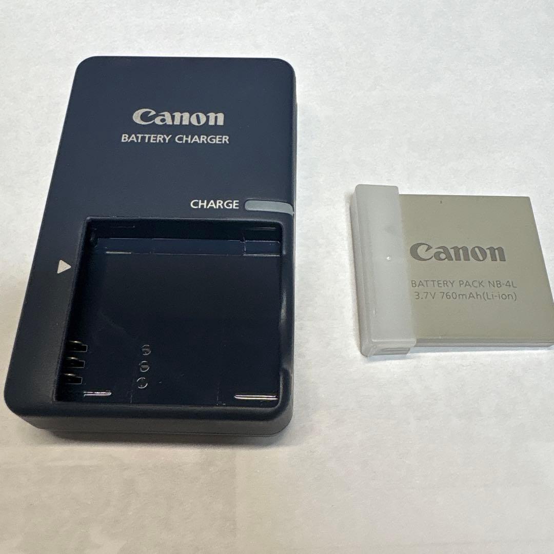 キヤノンデジカメ　Canon IXY DIGITAL 210 IS シルバー