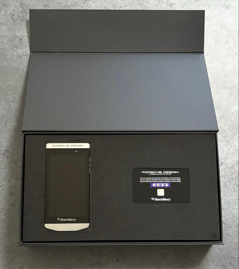 ブラックベリーBlackBerry Porsche Design 9982