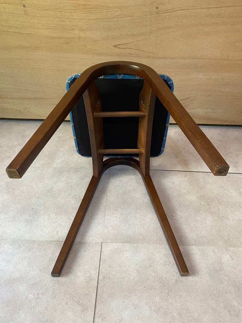 ミナペルホネン 剣持スツール 秋田木工 タンバリン