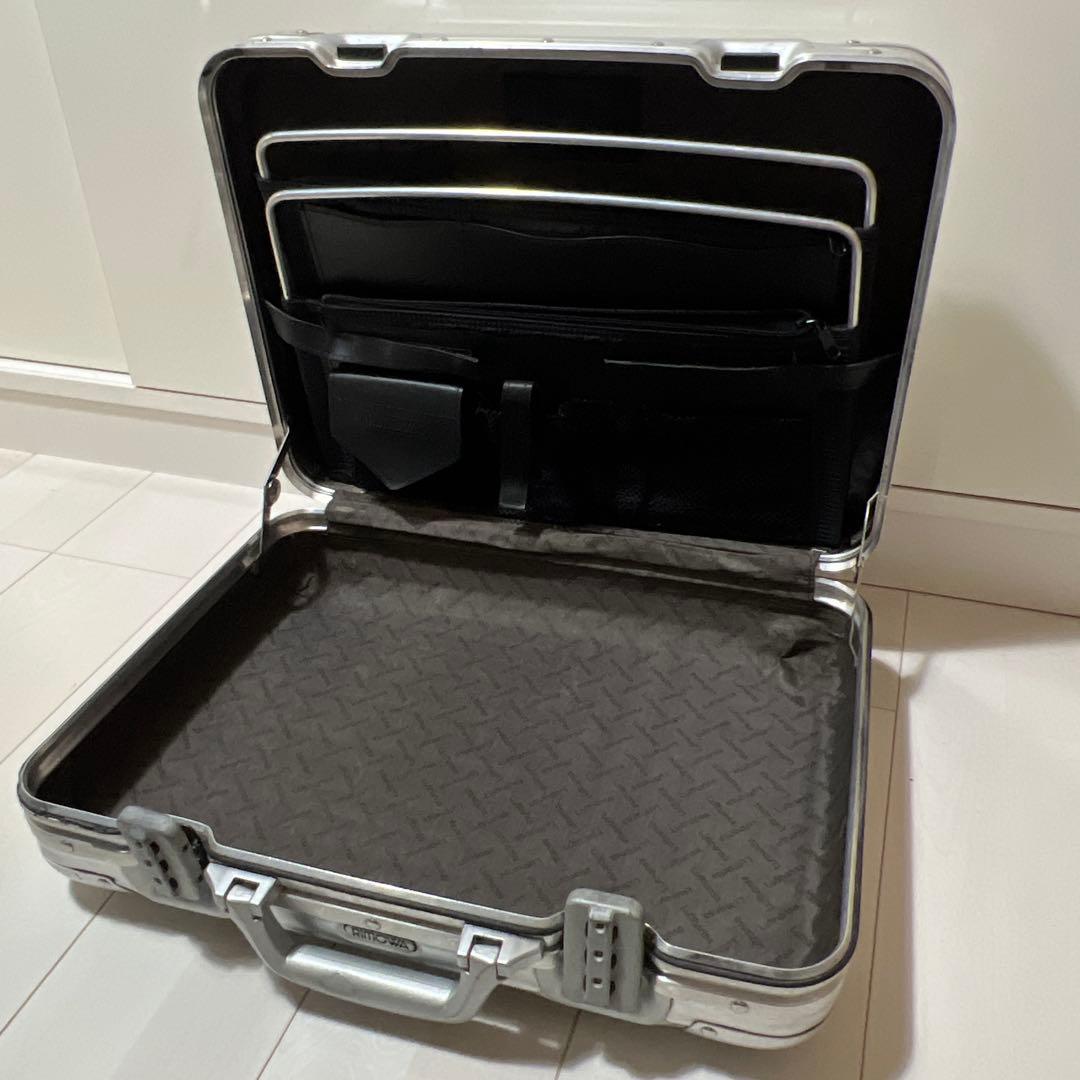 リモワ RIMOWA ルフトハンザ航空コラボ品　アタッシュケース