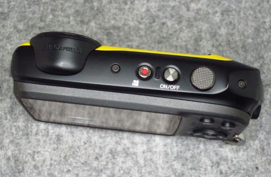 富士フィルム　FinePix XP90