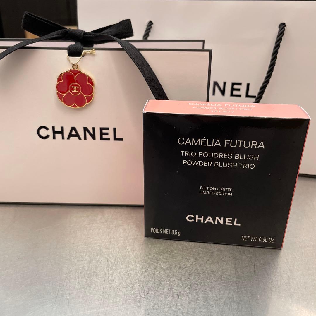 CHANEL カメリア フトゥーラ パウダーチーク