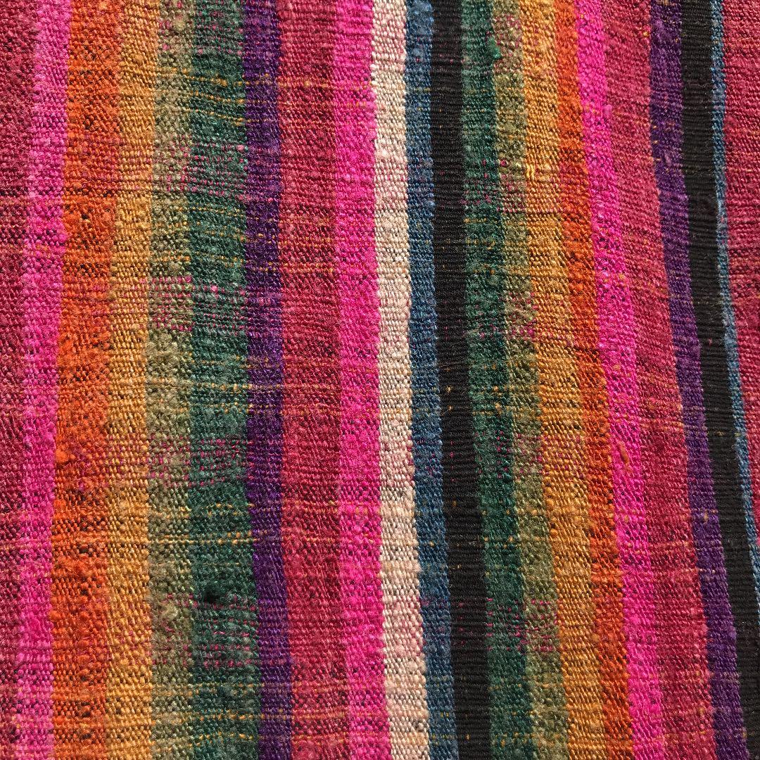 山繭　野性蚕の紡ぎ糸天然染料(草木染め)「ブラ」ブータンの『キラ』