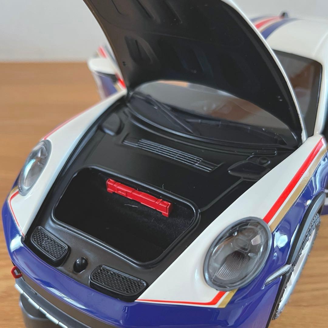 【ミニカー 美品】1/18 ミニチャンプス ポルシェ 911 ダカール