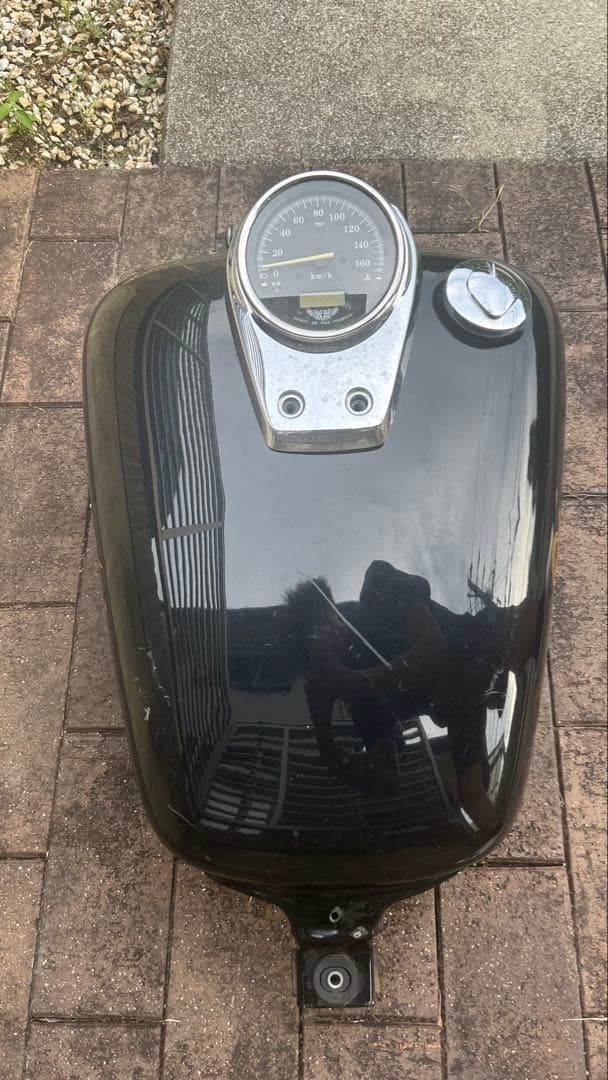 シャドウシャドウ ブラックタンク スピードメーター付き