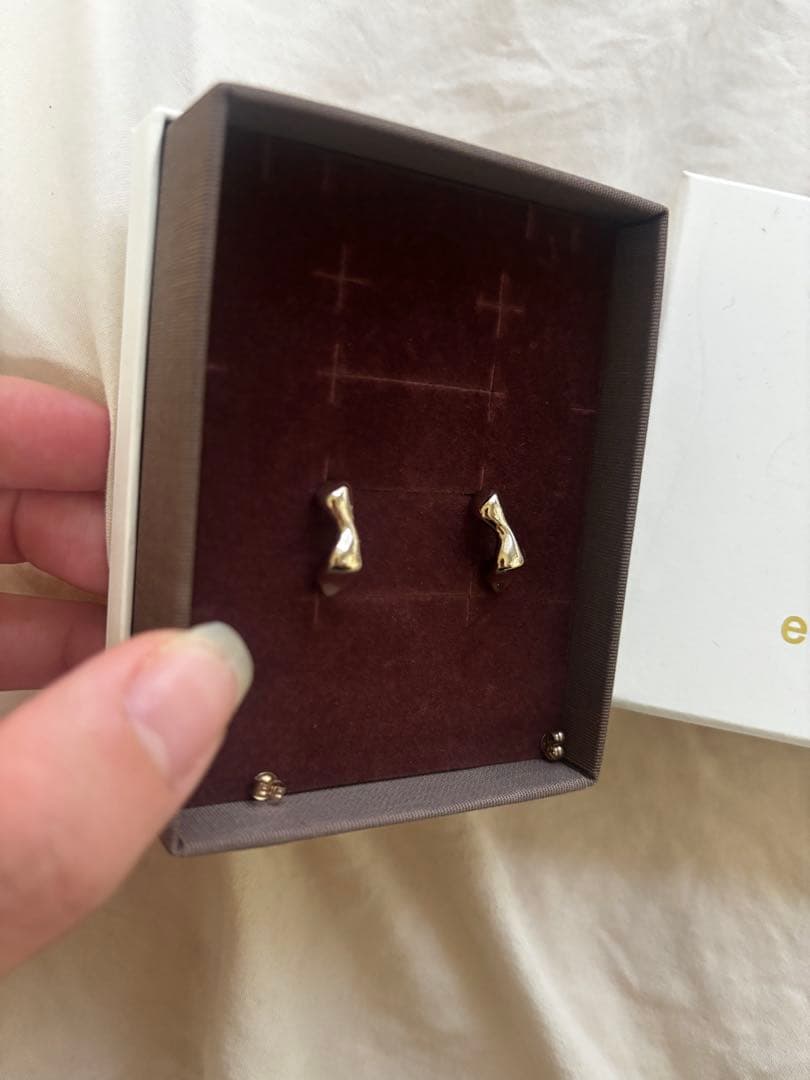 美品　ete ピアス