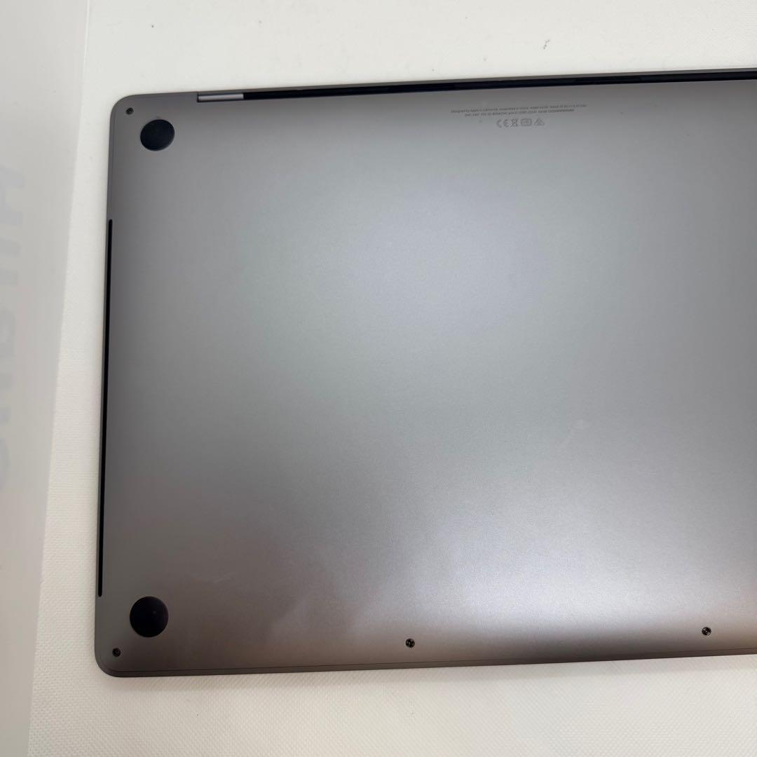 MacBook Pro 16インチ 2019 i9/ 1TB / 16GB