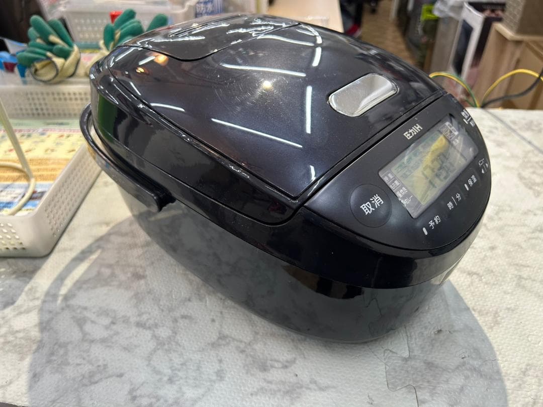 炊飯器 タイガー JPK-BK10 2022年 5.5合