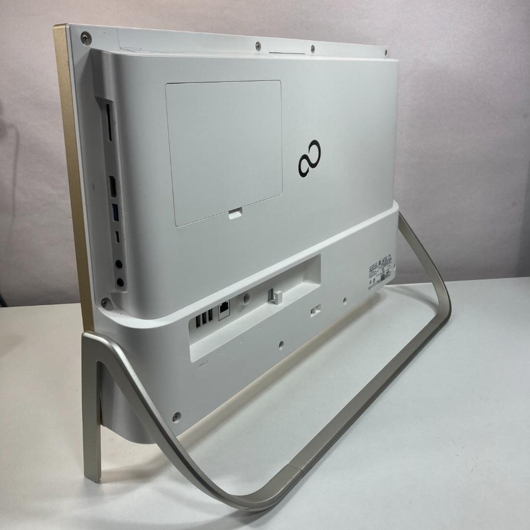 Fujitsu 液晶一体型 i7 23.8インチ Windows11