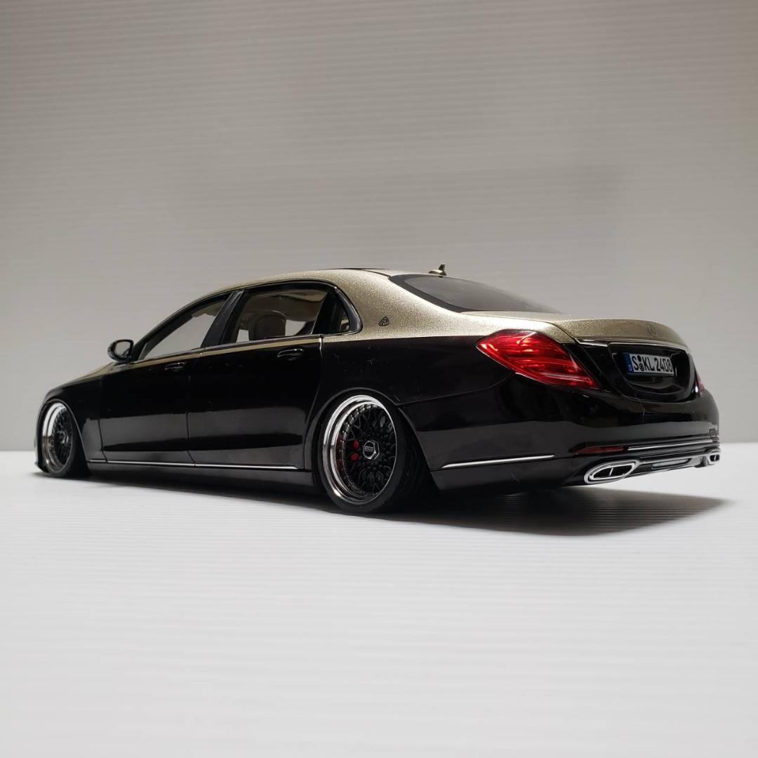 1/18 メルセデスベンツ　マイバッハ Sクラス 後期　カスタム