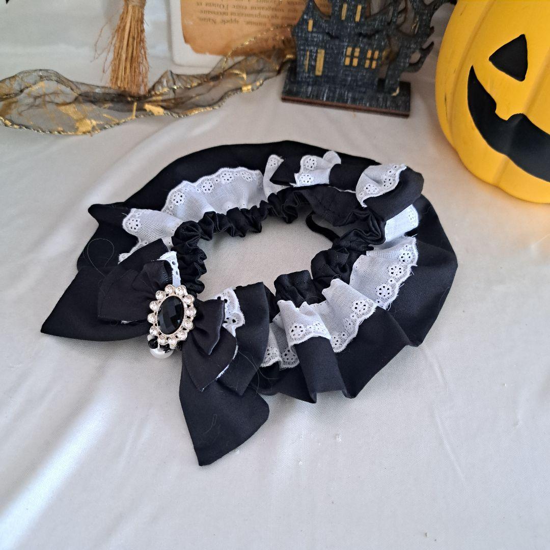 幅広シュシュ、ハロウィン(白レース)わんちゃん猫ちゃん様子