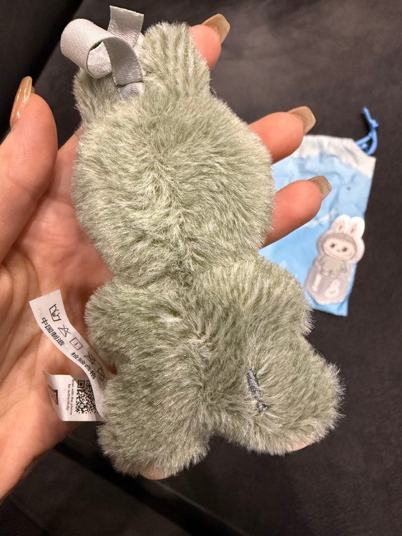 ラブブ　PIN FOR LOVE イニシャル！　シークレット　シルバー