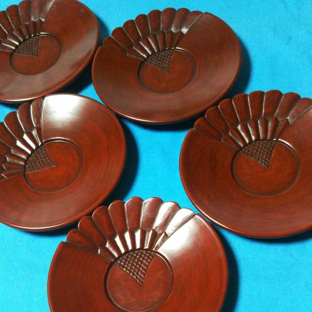 レア物、漆塗り鎌倉彫のモダン茶托５客