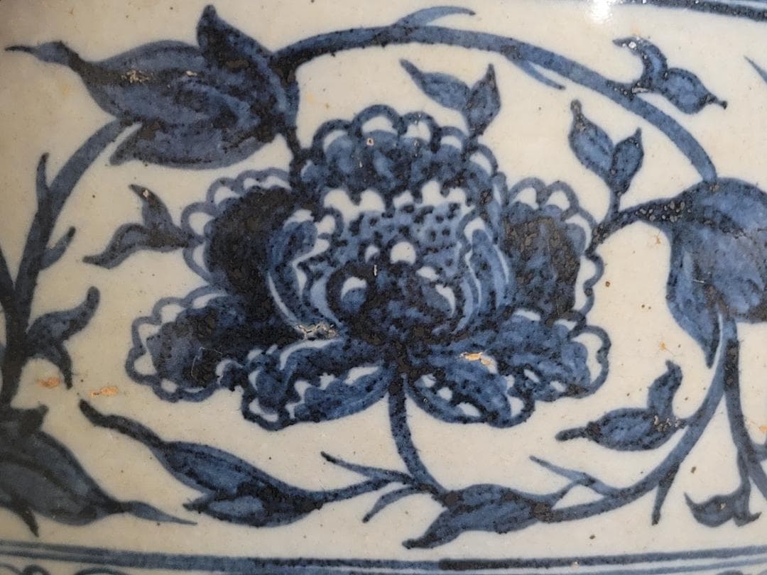 中国 染付 纏枝蓮花紋 瓶