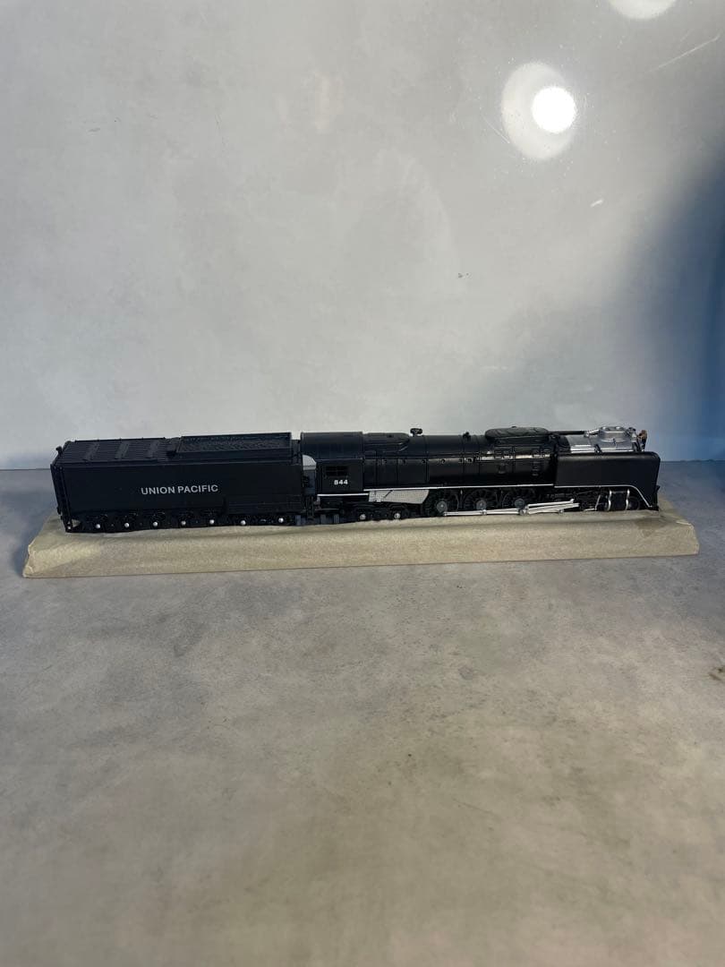 HOゲージ Union Pacific FEF Class 844 レール台座付