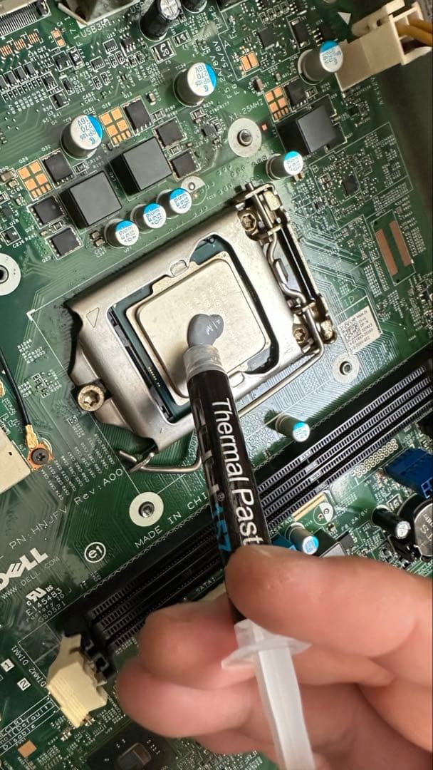 DELL Inspiron 3647 スリムデスクトップ　グラボ付　無線LAN付