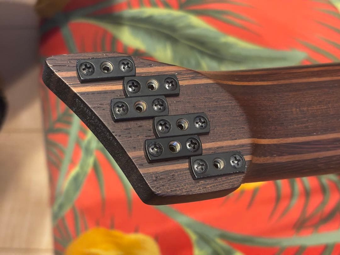 Ibanez EHB1506MS-BIF 6弦ベース