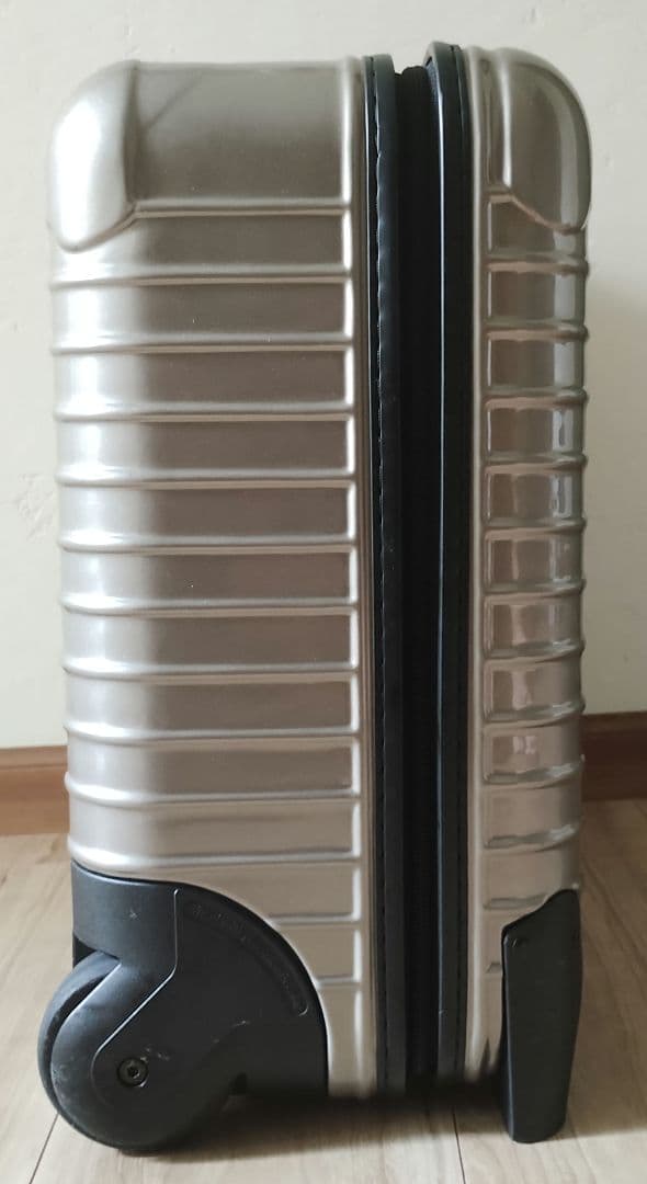 ◎美品★RIMOWAリモワ★サルサ★23L機内持込み★2輪TSAロックプロセッコ