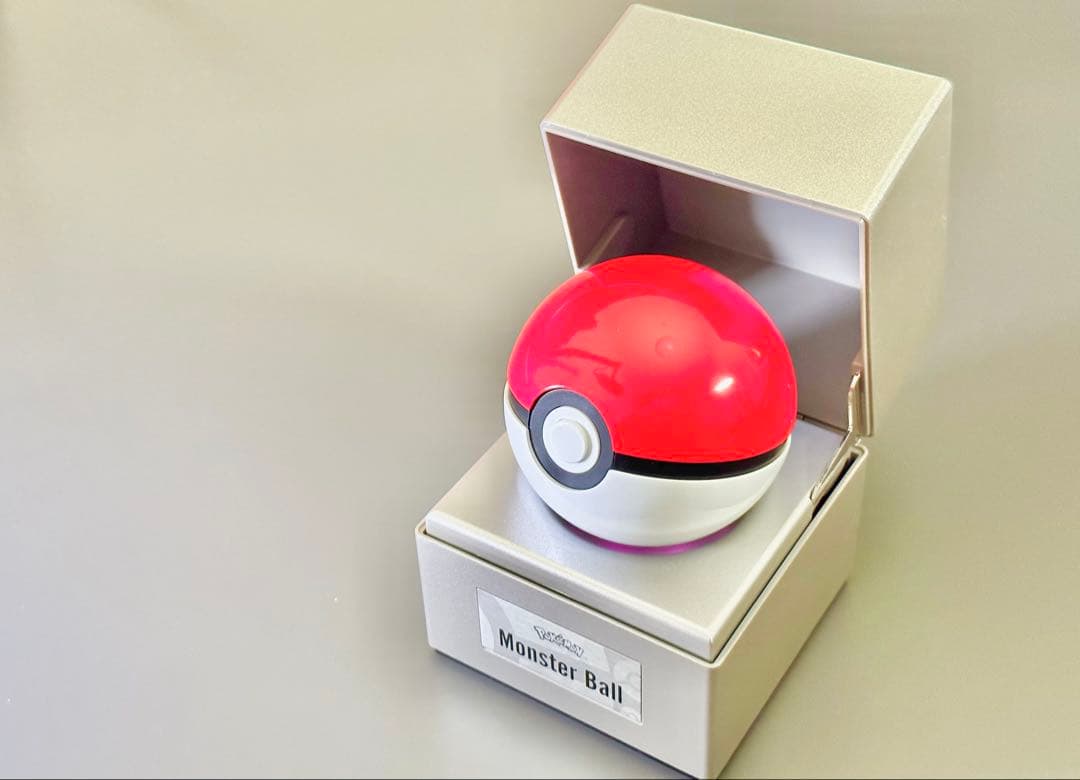 最安値　モンスターボール　レプリカ　国内正規品　ポケモンセンター