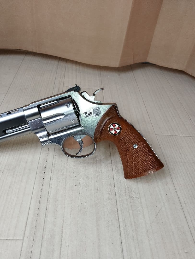 タナカ　バイオハザード0 アンブレラ マグナム リボルバー　ガスガン