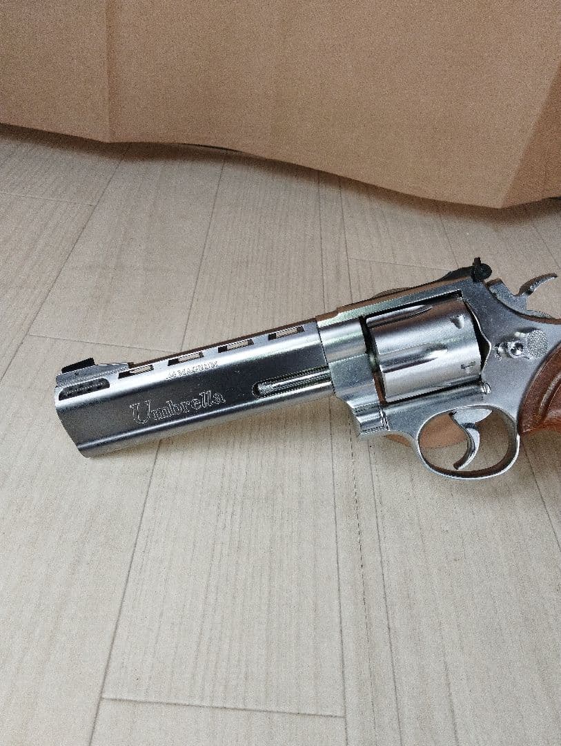 タナカ　バイオハザード0 アンブレラ マグナム リボルバー　ガスガン