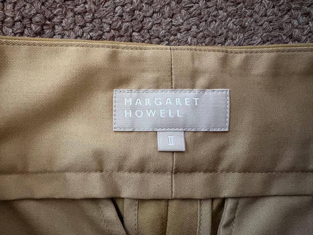 マーガレットハウエルのキュロットパンツ