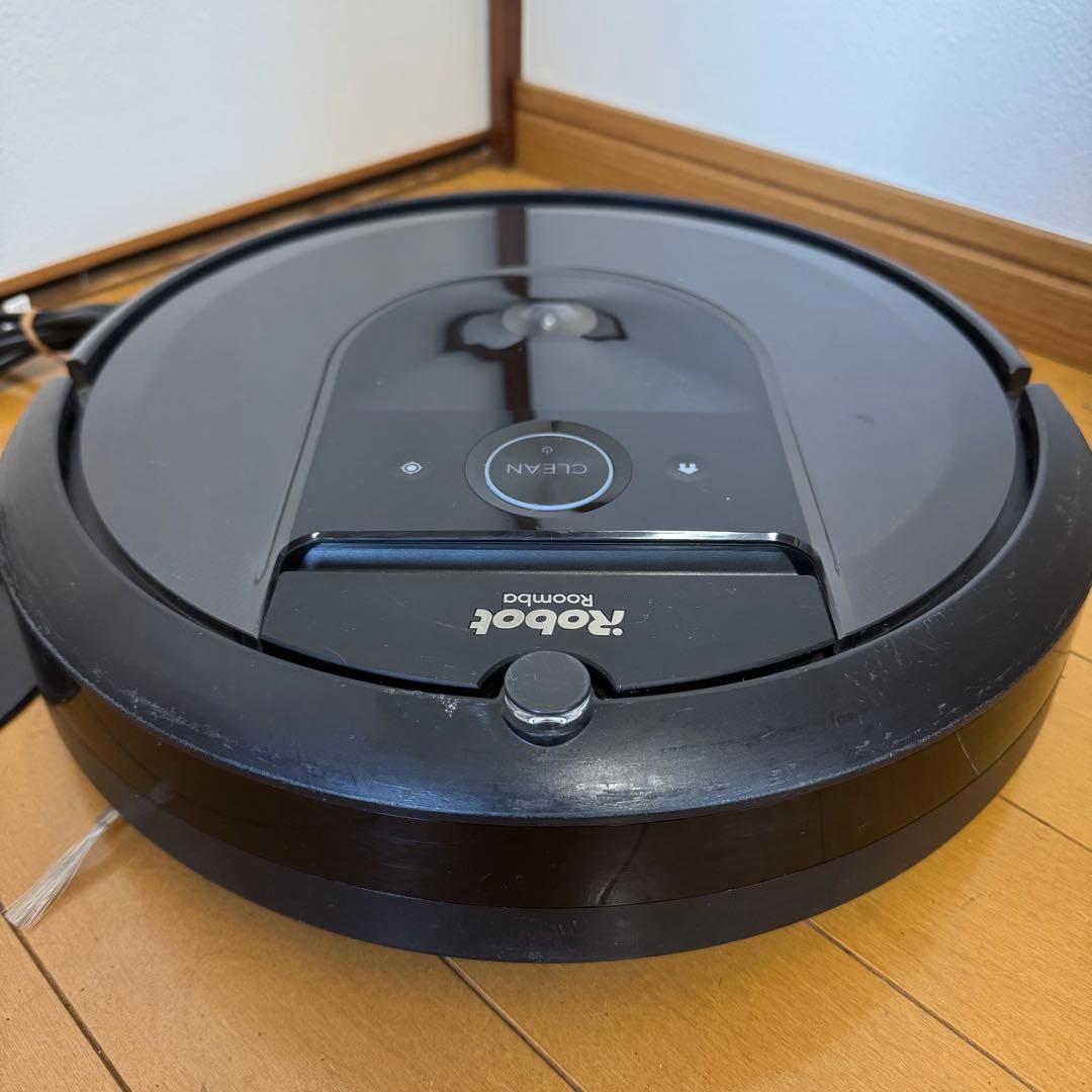 iRobot Roomba i7（アイロボット ルンバ i7）ロボット掃除機