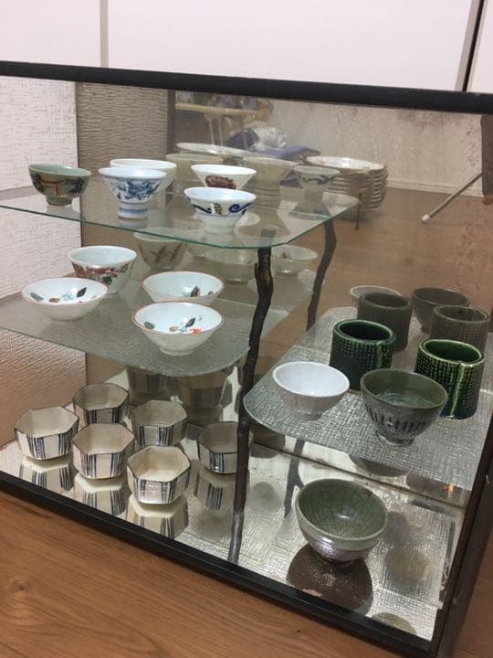 【茶碗・ぐい呑・お猪口】ガラス飾りケース＋20点セット