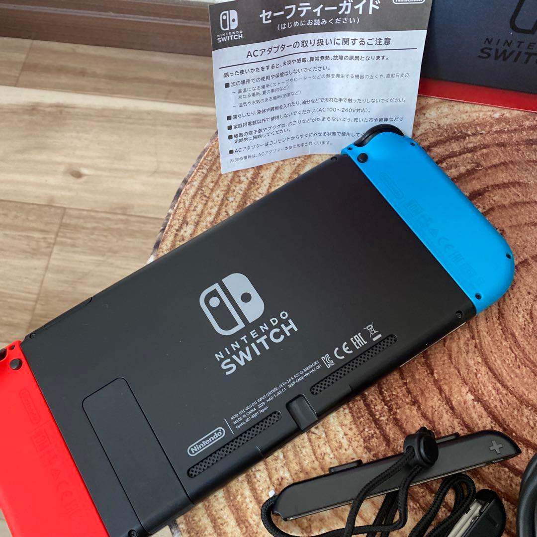 Nintendo Switch ニンテンドースイッチ本体　ネオン ①